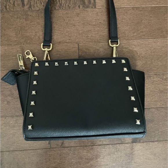Michael Kors Black Studded Women's Bag - Picture 3 of 8